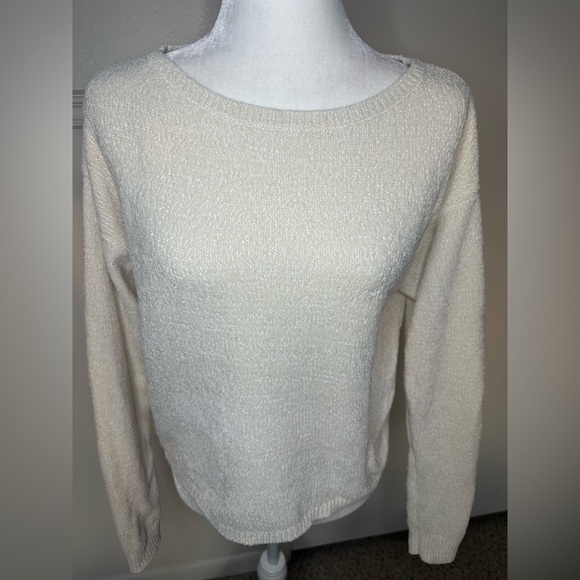 Express Cream Crew Neck Sweater with Long Sleeves size XS - Picture 2 of 9